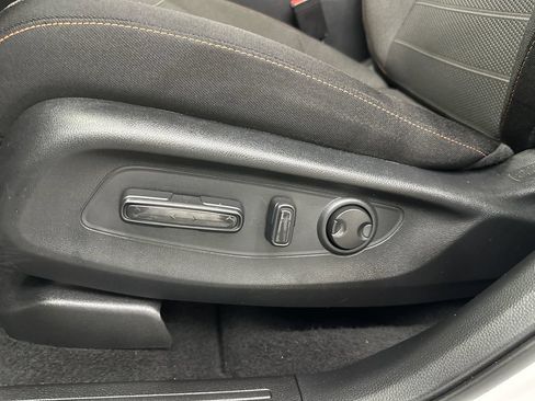 Used 2025 Honda CR-V Sport image 10