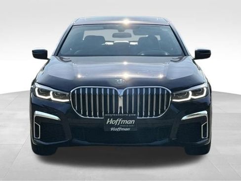 Used 2020 BMW 750i xDrive w/ Executive Package AWD/4WD image 2
