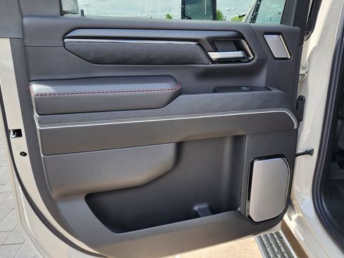 New 2026 GMC Sierra 2500 AT4X w/ LPO, Black Badging Package AWD/4WD image 46