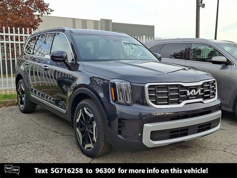 New 2025 Kia Telluride S image 1