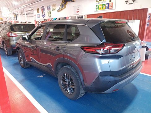 Used 2022 Nissan Rogue S FWD image 4