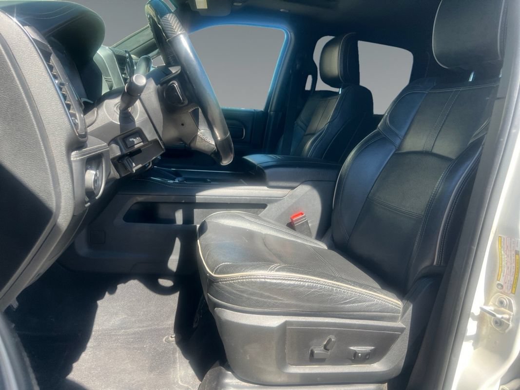 Used 2022 RAM 3500 Limited w/ Towing Technology Group AWD/4WD image 9
