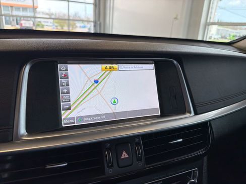 Used 2020 Kia Optima Premium image 26