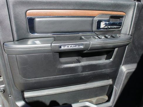 Used 2014 RAM 3500 Laramie image 7