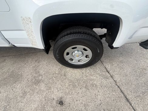 Used 2018 Chevrolet Colorado W/T RWD image 12