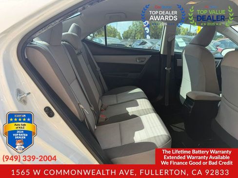 Used 2017 Toyota Corolla LE w/ Carpet Mat Package (TMS) FWD image 22