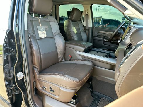 Used 2025 RAM 2500 Limited image 26