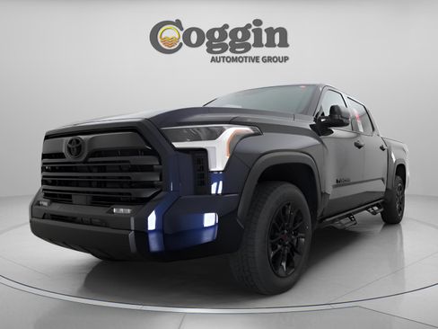 New 2026 Toyota Tundra SR5 image 32