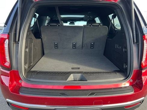 Certified 2024 GMC Yukon XL SLT w/ SLT Luxury Package image 25