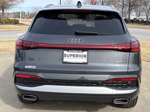 Used 2025 Audi Q5 Premium image 5