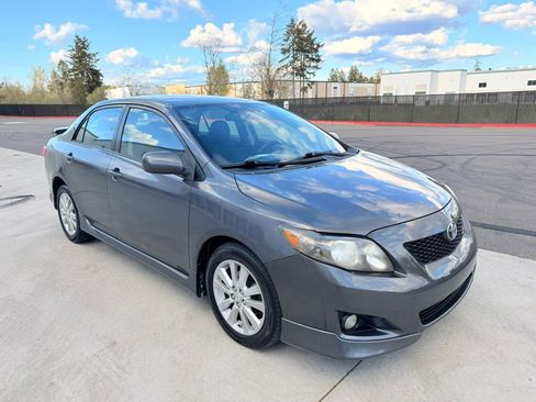 Used 2010 Toyota Corolla S image 7