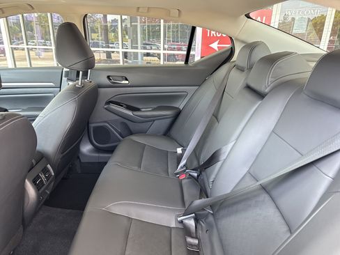 Used 2025 Nissan Altima 2.5 SL AWD/4WD image 30