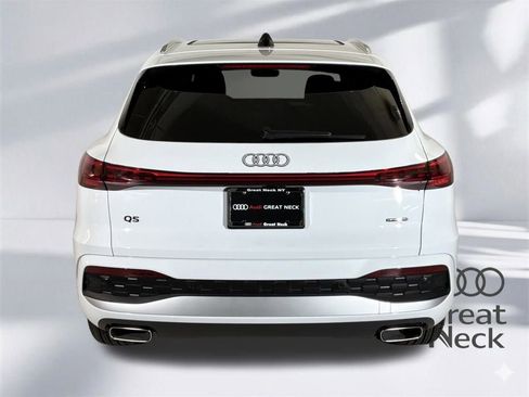 Used 2025 Audi Q5 Premium w/ Convenience Package image 20