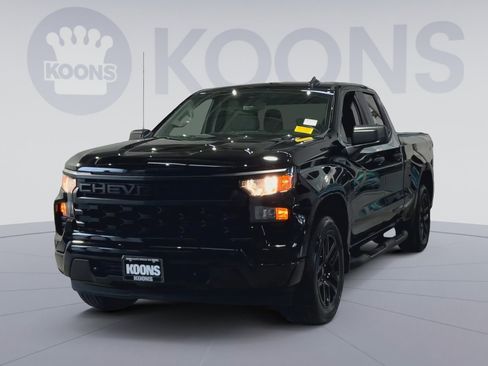 Used 2025 Chevrolet Silverado 1500 Custom w/ LPO, Dark Essentials Package AWD/4WD image 7