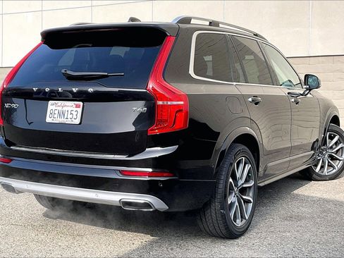 Used 2018 Volvo XC90 T6 Momentum w/ Convenience Package image 13