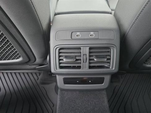 Used 2025 Audi Q5 Premium Plus image 24