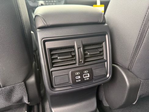 New 2026 Subaru Outback Premium image 27