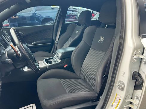 Used 2019 Dodge Charger Scat Pack image 12