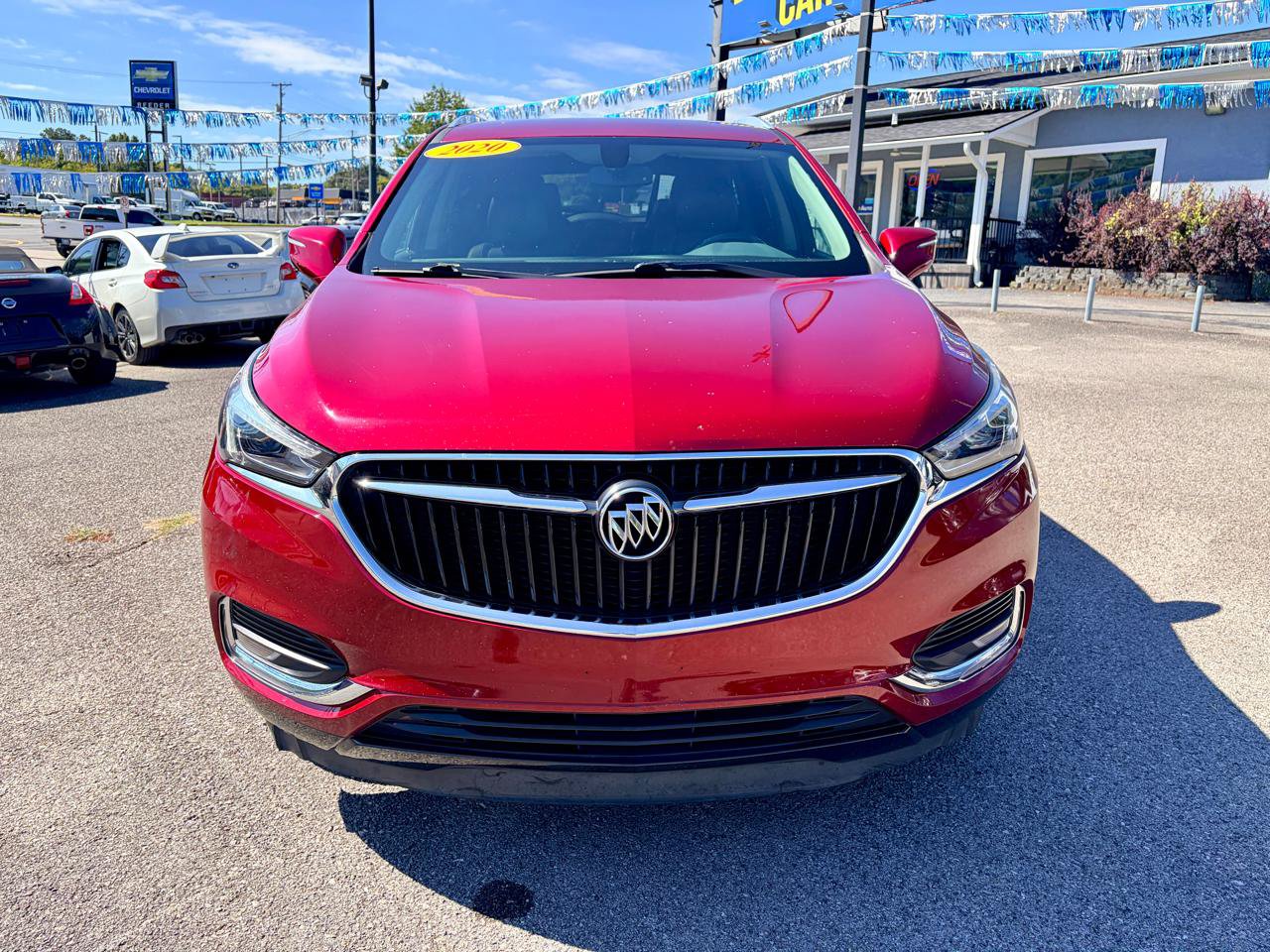 Used 2020 Buick Enclave Essence FWD image 2