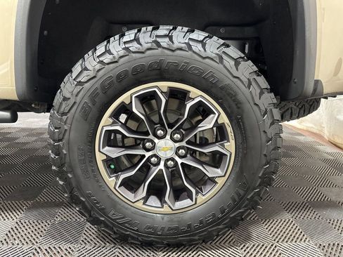 Used 2021 Chevrolet Colorado ZR2 image 33