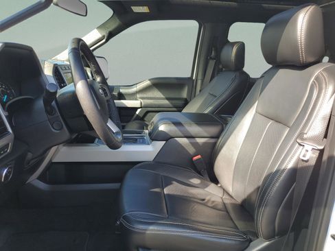 Used 2020 Ford F150 Lariat w/ Equipment Group 502A Luxury AWD/4WD image 15