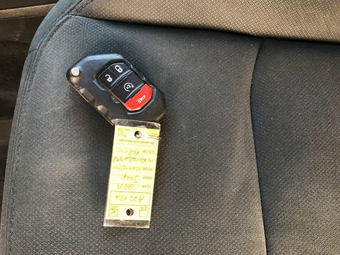 Used 2019 Jeep Wrangler Unlimited Sport S image 29