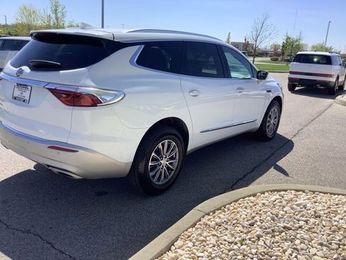Used 2022 Buick Enclave Premium FWD image 5