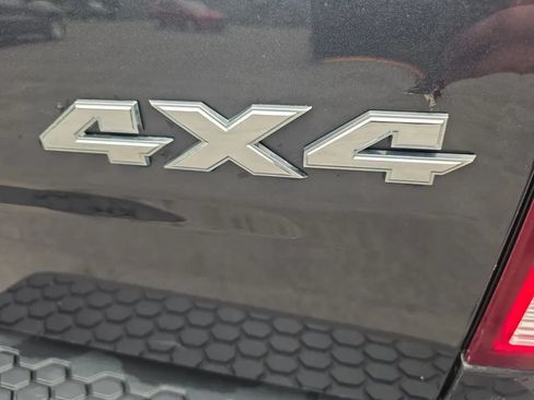 Used 2018 RAM 1500 Express w/ Express Value Package AWD/4WD image 16