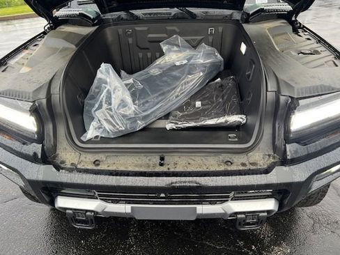 New 2025 GMC Hummer EV 3X image 39