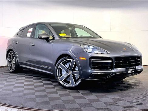 Certified 2022 Porsche Cayenne Turbo AWD/4WD image 9