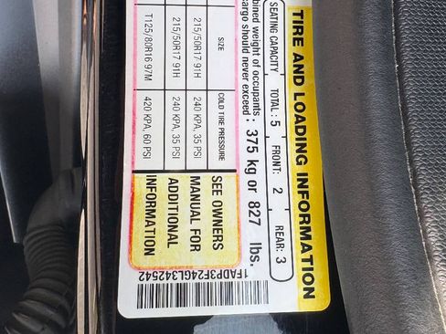 Used 2016 Ford Focus SE w/ Equipment Group 201A FWD image 16