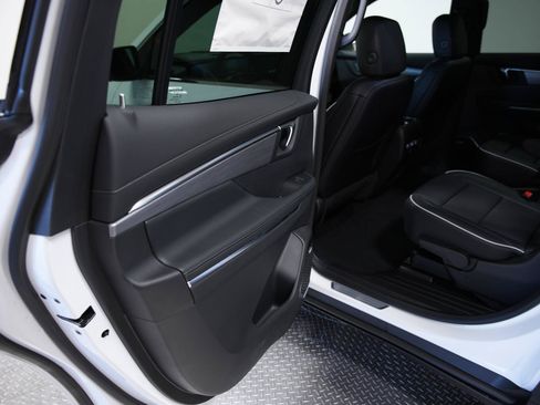 New 2026 Buick Enclave Preferred AWD/4WD image 22