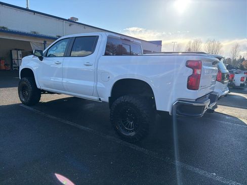 Used 2020 Chevrolet Silverado 1500 LT w/ All-Star Edition image 3