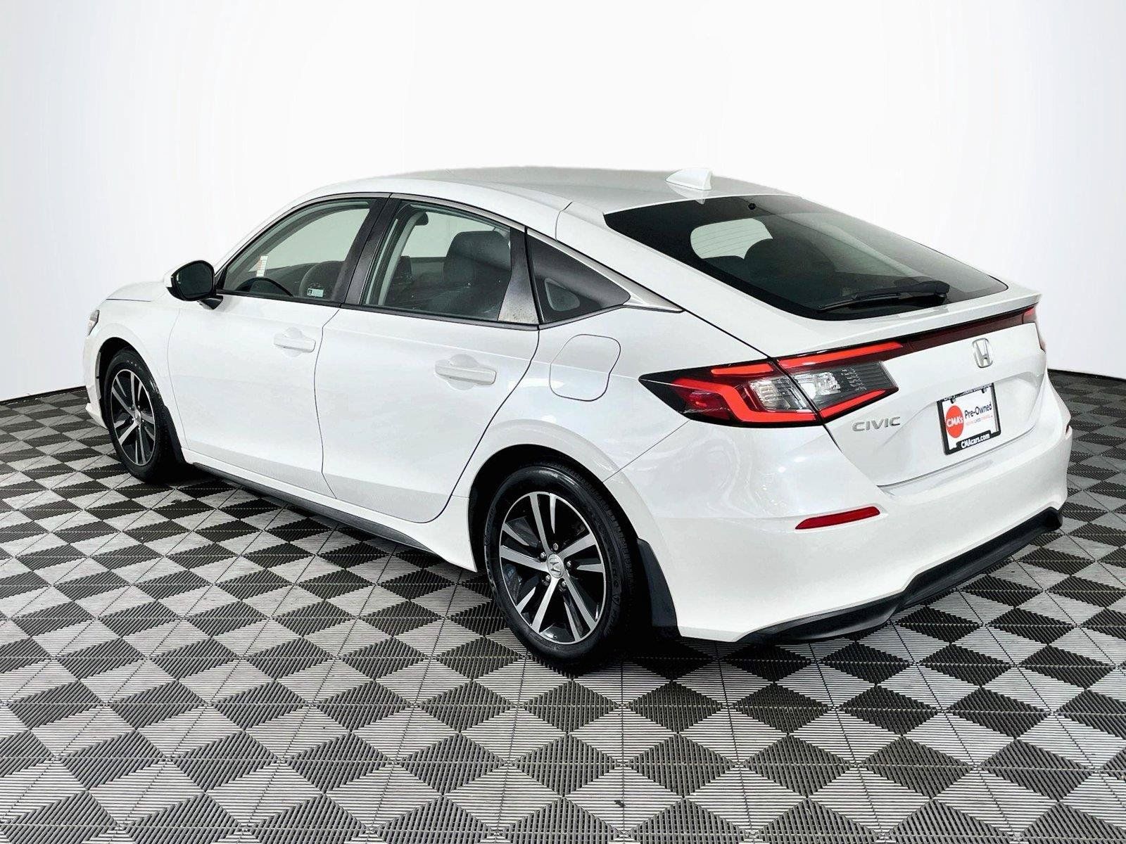 Used 2024 Honda Civic LX image 6