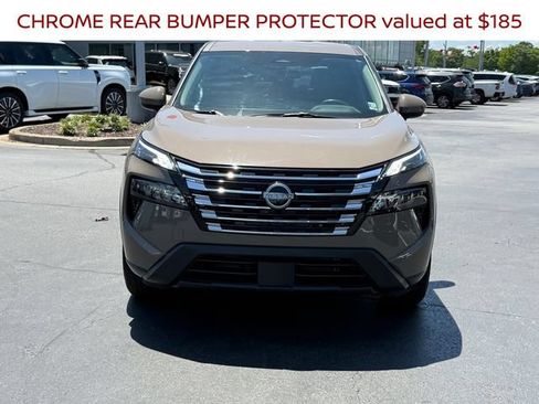 Certified 2025 Nissan Rogue SV FWD image 9