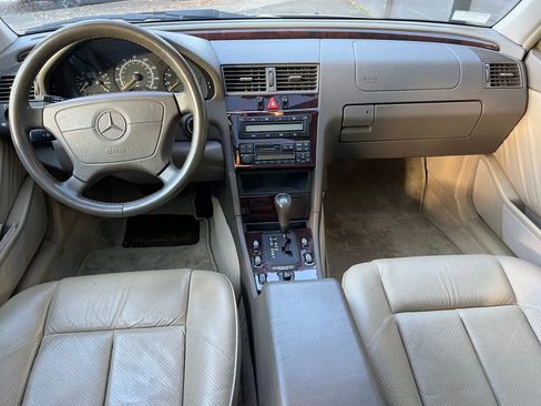 Used 1997 Mercedes-Benz C 280 Sedan image 17