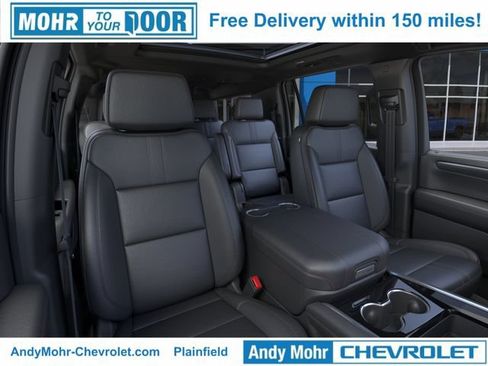 New 2026 Chevrolet Suburban RST w/ RST Capability Package AWD/4WD image 21