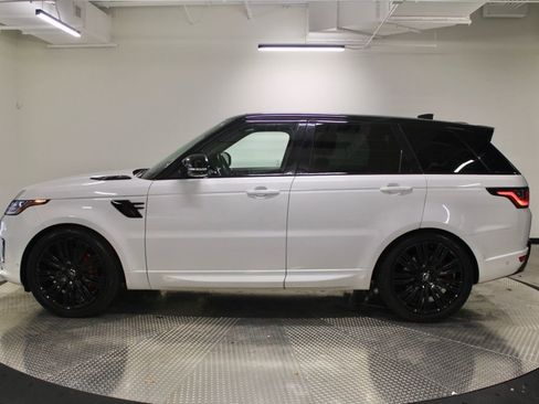 Used 2020 Land Rover Range Rover Sport HSE Dynamic image 2
