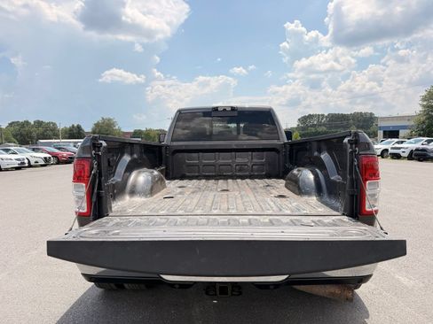 Used 2024 RAM 3500 Tradesman w/ Chrome Appearance Group AWD/4WD image 47
