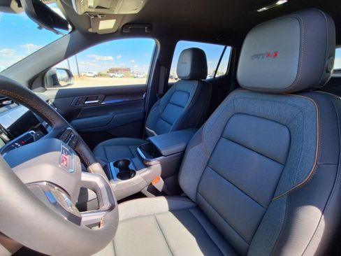 New 2026 GMC Terrain AT4 AWD/4WD image 11