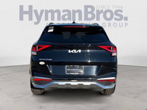 Certified 2025 Kia Sportage SX FWD image 8