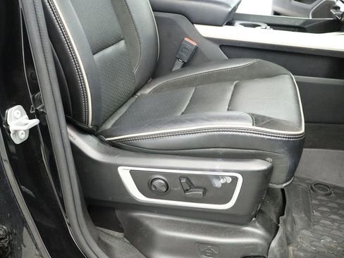 Used 2022 RAM 1500 Laramie AWD/4WD image 31