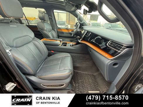 Used 2022 Jeep Grand Wagoneer Series II w/ Convenience Group III image 34