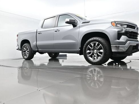 Used 2023 Chevrolet Silverado 1500 LT AWD/4WD image 43