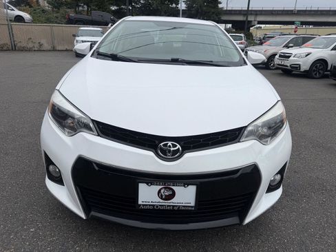 Used 2015 Toyota Corolla S image 3
