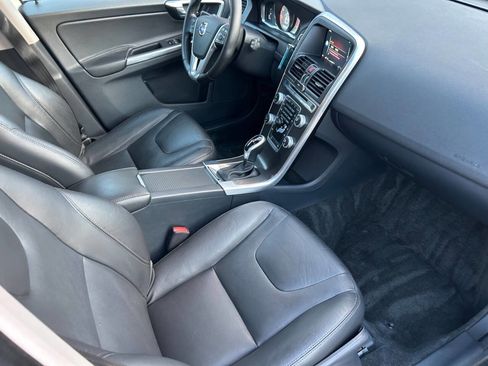 Used 2016 Volvo XC60 T6 image 23