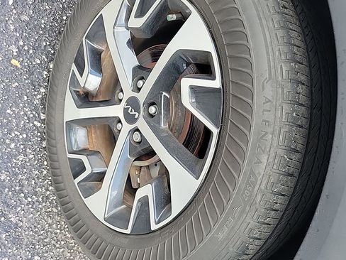 Used 2023 Kia Sportage EX image 16