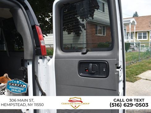 Used 2023 Chevrolet Express 3500 LT RWD image 30
