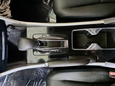 Used 2017 Honda Accord LX image 20