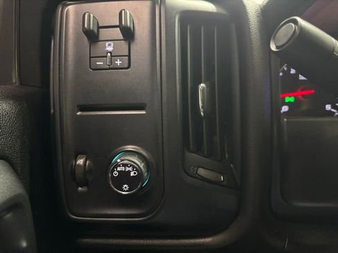 Used 2019 Chevrolet Silverado 2500 W/T w/ WT Convenience Package AWD/4WD image 16
